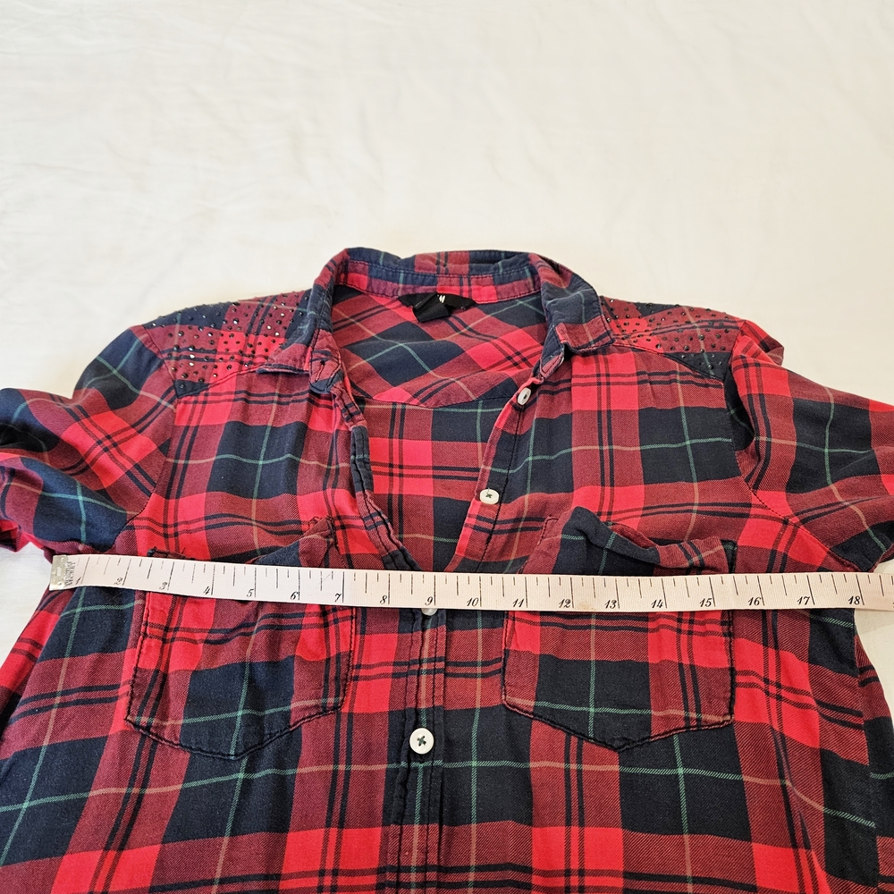 H&M | Rhinestone Flannel - Picture 7 of 9